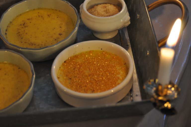 sucre doré sur crème