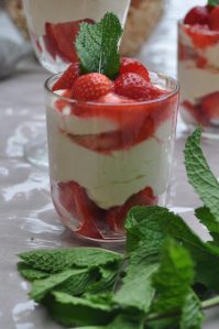 Menthe et tiramisu aux fraises