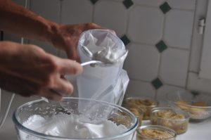 remplir la poche à douille