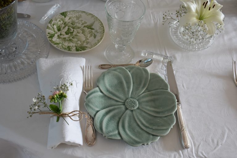 Assiettes avec rond de serviettes Kalanchoé